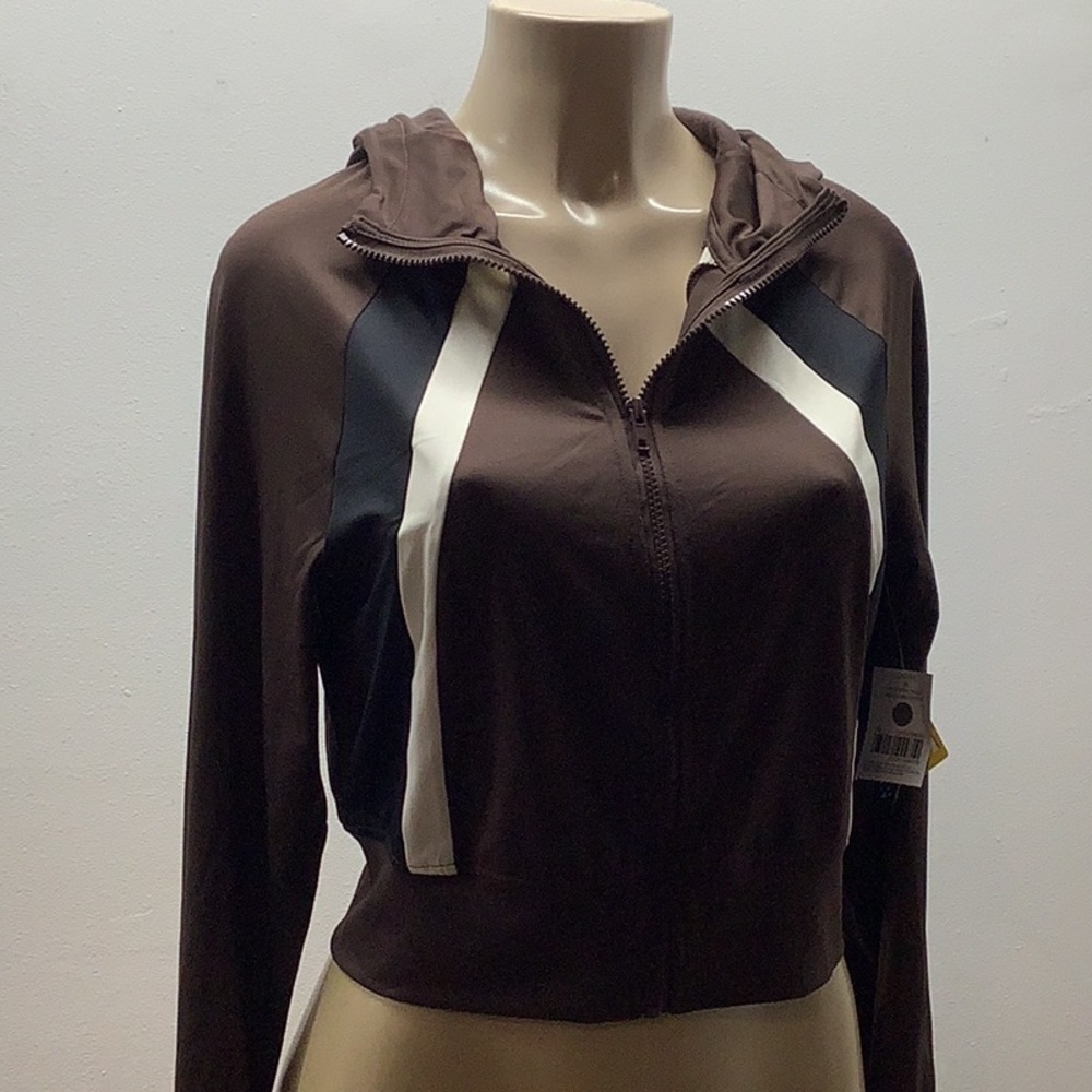 Pro Player Size Small Brown Wicking Hooded Zip Jacket. New With Tags.